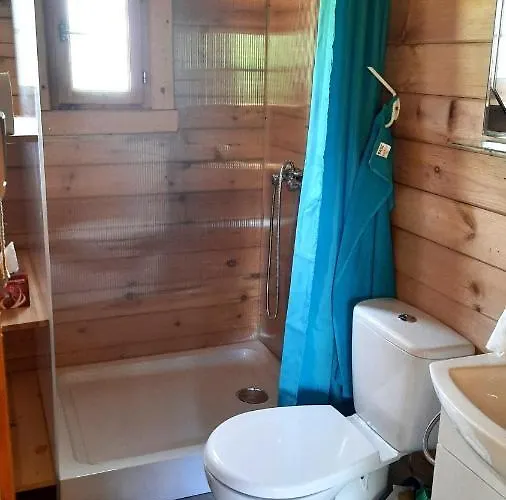 Nad Jeziorem Gowidlinskim