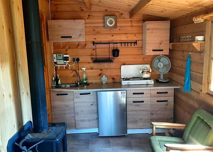 Nad Jeziorem Gowidlinskim Podiazy